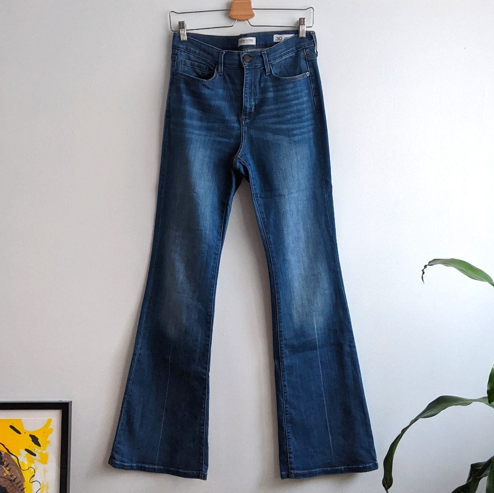 FLARED BOOT-CUT JEANS